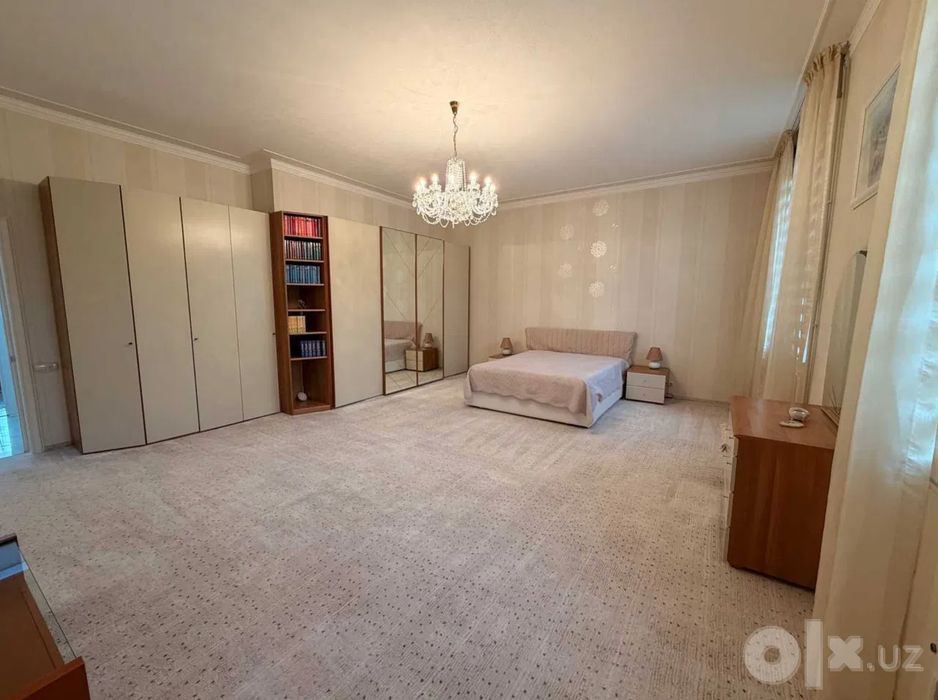 Сдаётся 3-комн ул. Чехова, кафе Bon, 150 м²