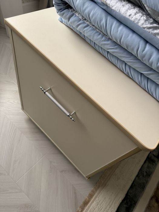 Сандық, рэйл сатылады