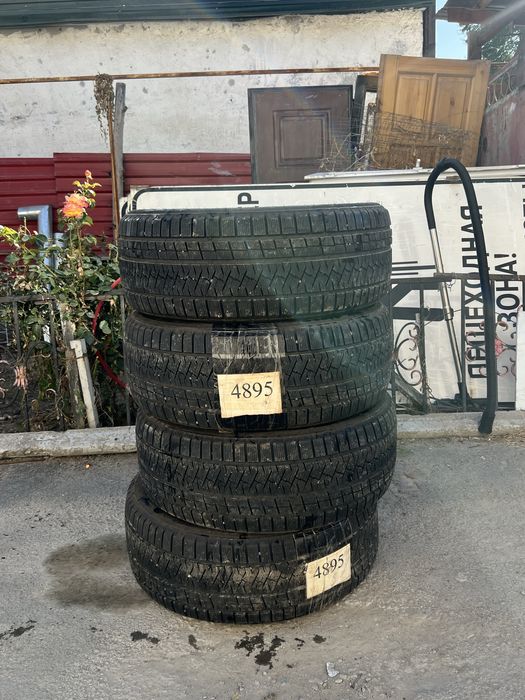 Комплект новых шин