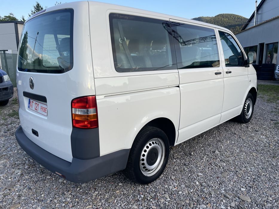 VOLKSWAGEN Transporter 2010 — imagine 4