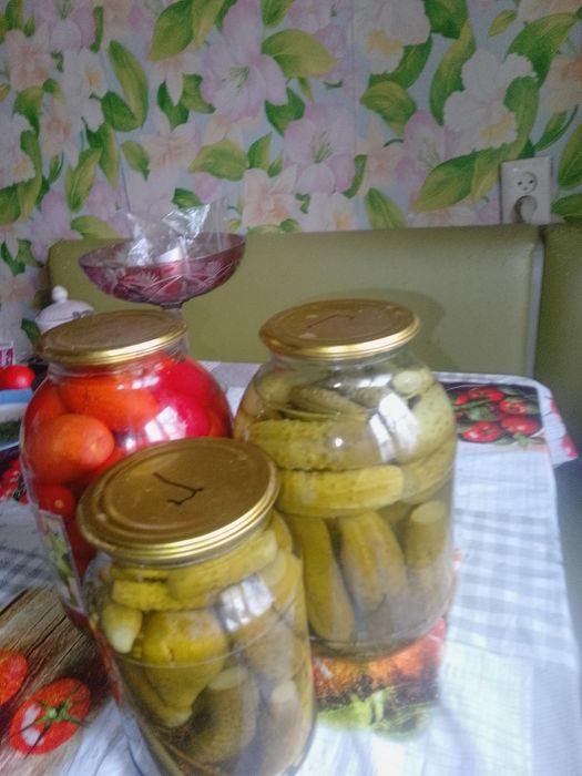 Продам огурчики домашнего засола