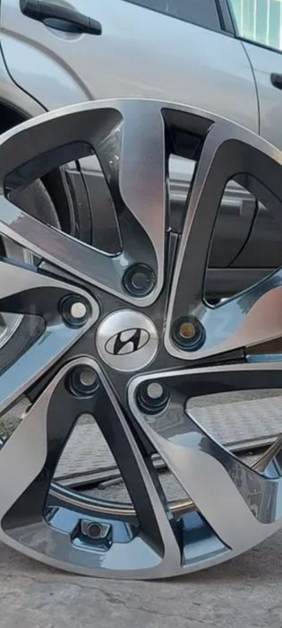 Продам диски комплект на 16 ...