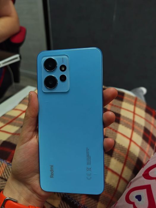 Продаю Redmi note 12