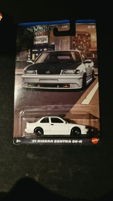 Hot Wheels Silver Series '91 Nissan Sentra SE-R Compact Kings JDM