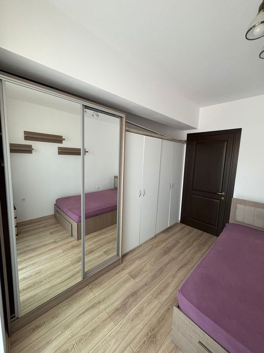 Inchiriez Apartament 3 Camere Bloc VSC