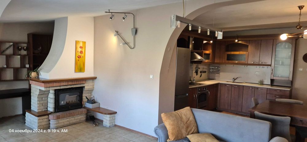 Дава се под наем Двустаен апартамент в Варна, Център - 85 кв.м за 400 € - Снимка #1