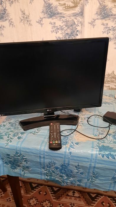 Монитор телевизор LG 22
