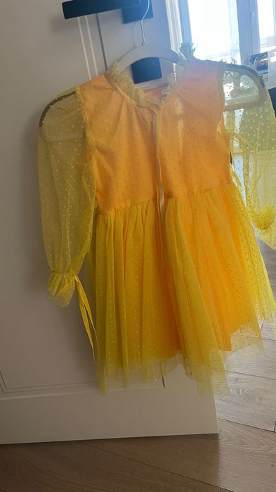 Продам платье для девочки