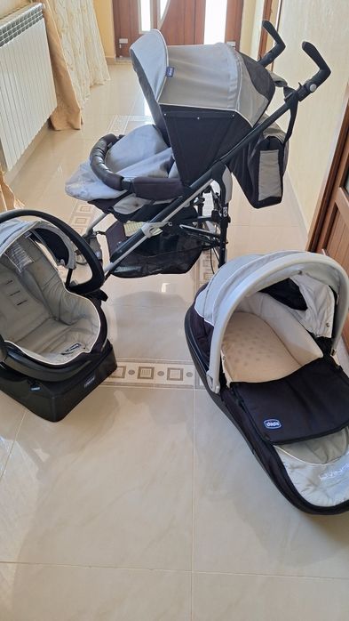 Vand carucior Chicco Trio living