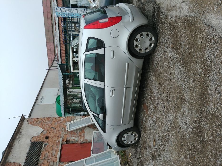 Mitsubishi colt за части