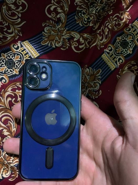 Iphone 12mini sotiladi