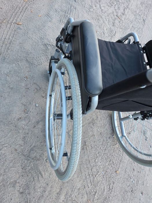 Инвалидная коляска