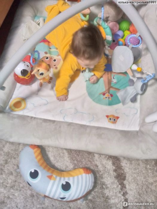 Продам коляску и стульчик для клрмления