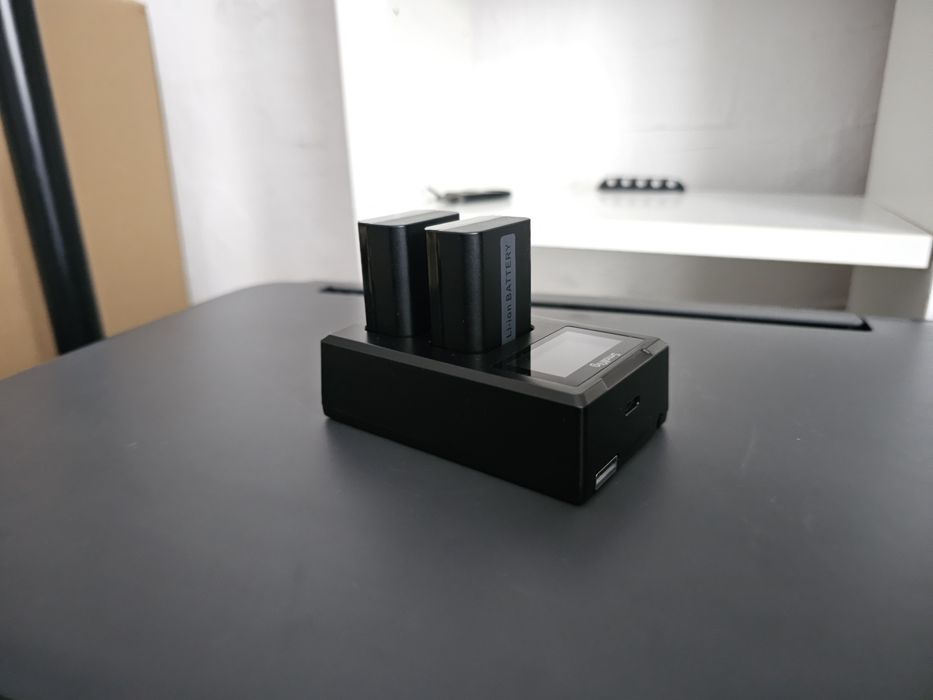 Sony ZV-E10 без обектив с аксесоари