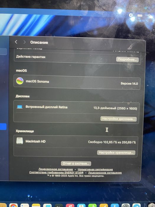 Macbook air Retina 13 inch 2020