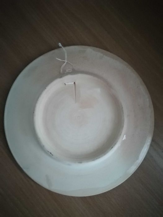 Чиния за стена ТУНИС