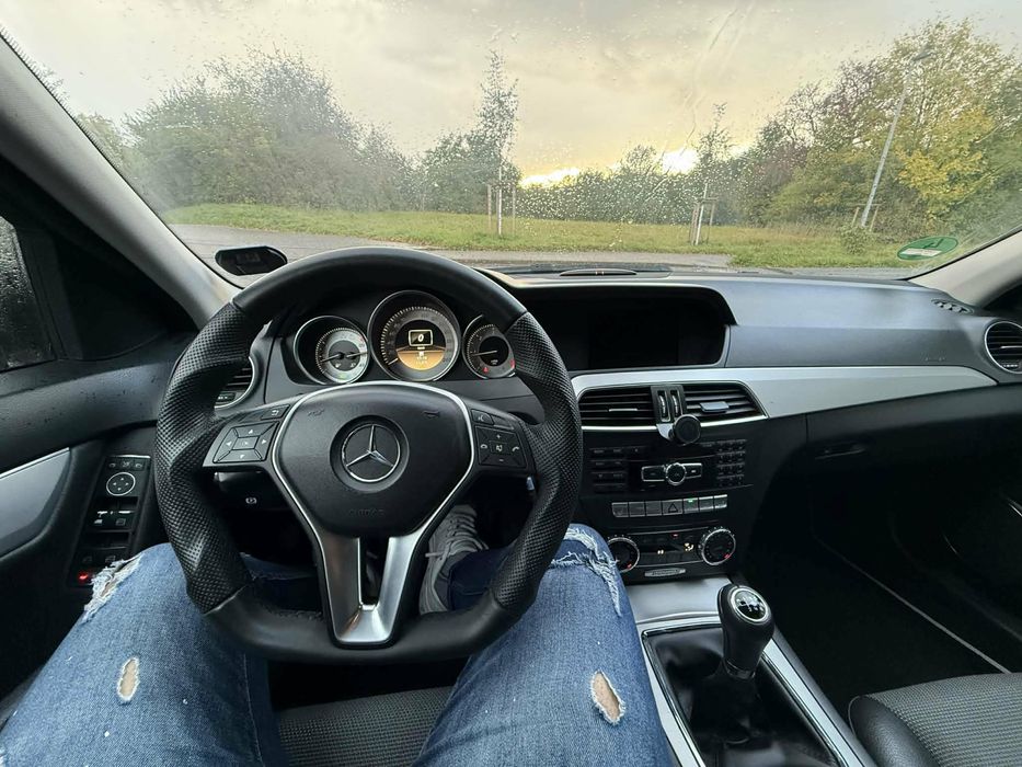 Mercedes c220 2012