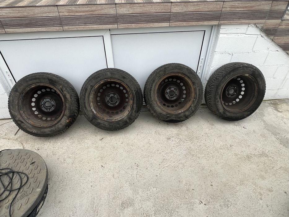 Железни Джанти 15-ки 5/112 със зимни гуми Michelin Alpin 5