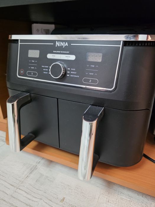 Friteuza cu aer cald Ninja AF400EU, 2470W, 9.51, 6 programe, Negru airfryer