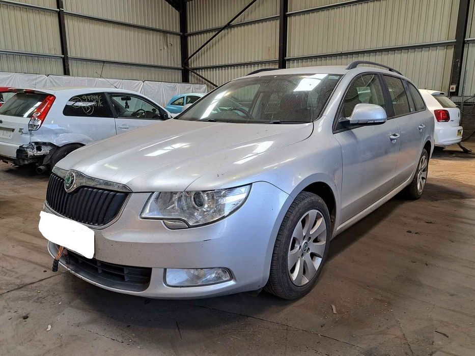 Carenaj aparatori noroi spate Skoda Superb 2011 Break Argintiu