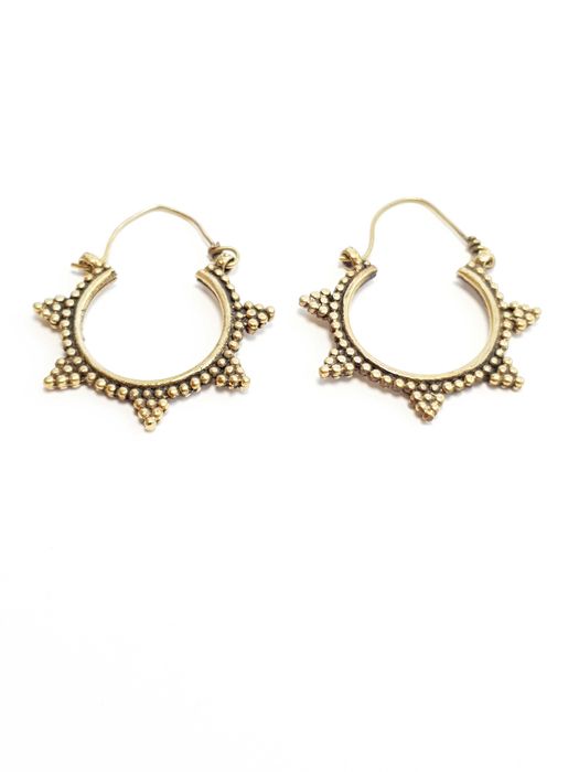 Бижута на едро от затворвн магазин. Единични бройки, англ.брандове.