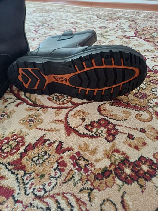 Спец сапоги размер 44