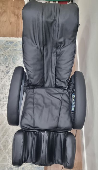 Массажное кресло