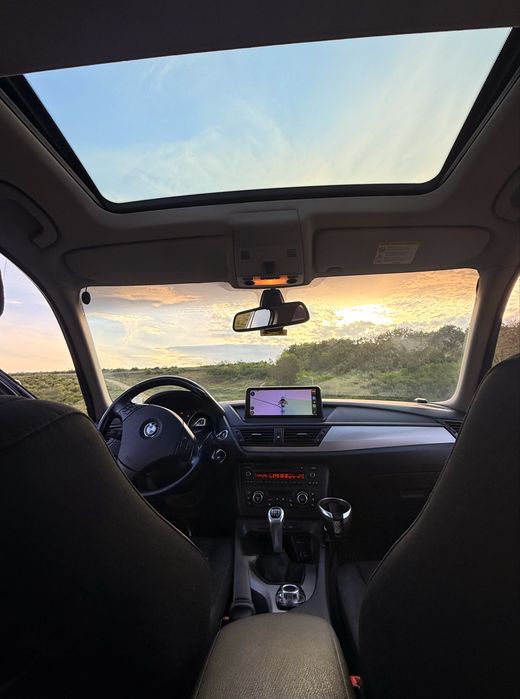 BMW X1 2011 — imagine 2