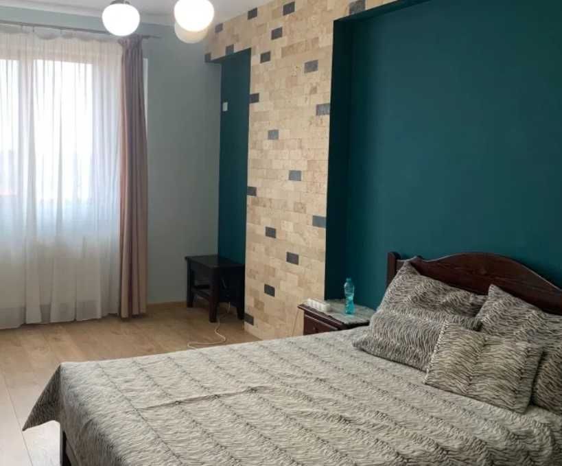 Дава се под наем Двустаен апартамент в Пловдив, Каменица 2 - 60 кв.м за 346.8 € - Снимка #1