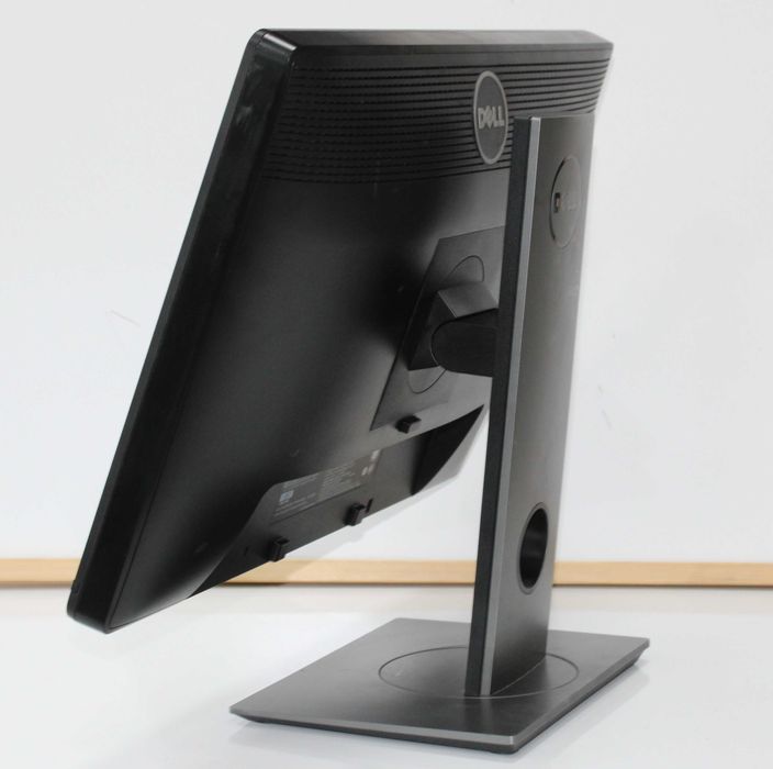 Монитор Dell P2213 22''
