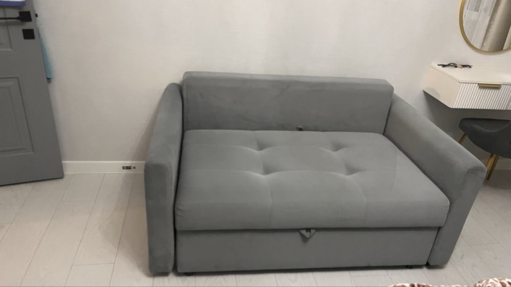 Продам диван полуторка