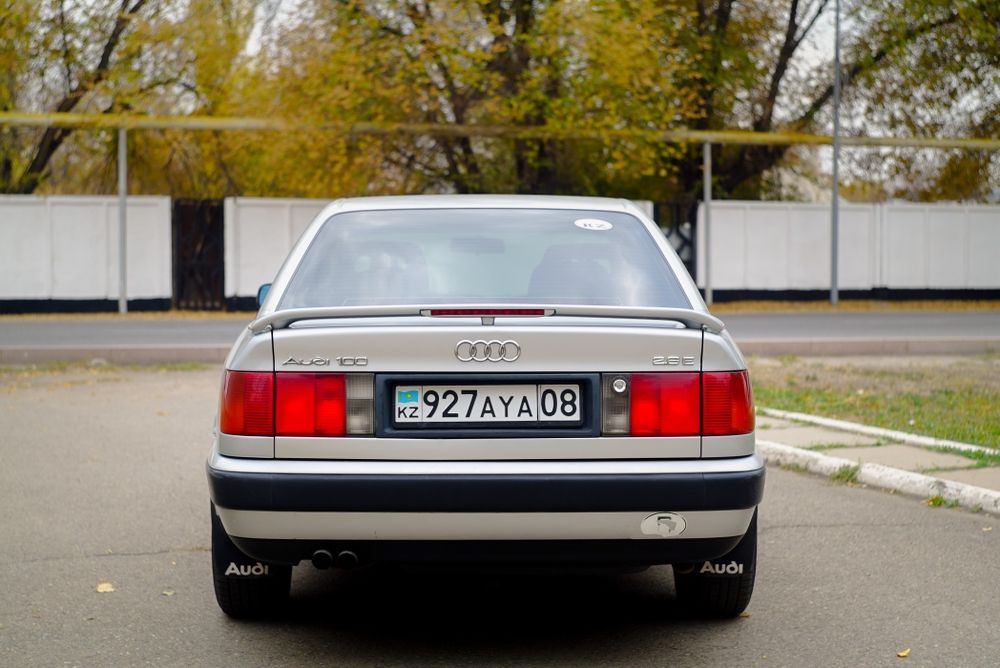 Ауди 100 С4 объём 2.6