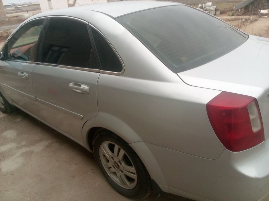 Lasetti avtomat sotiladi