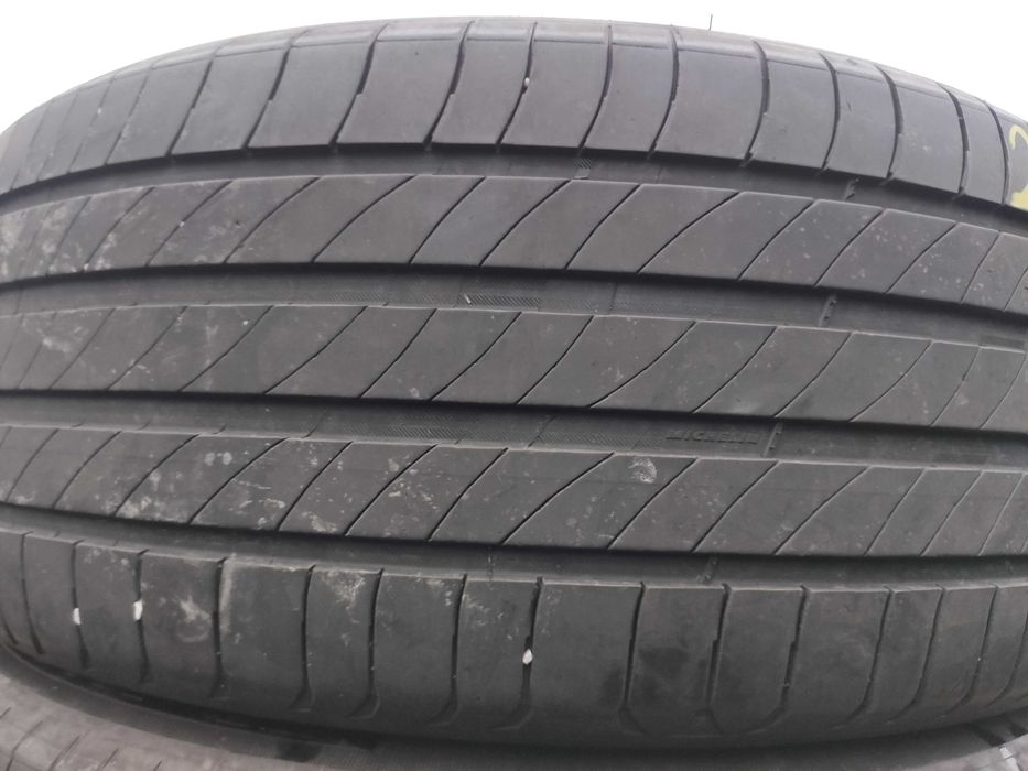 4бр Летни гуми 225 50 18 - Michelin