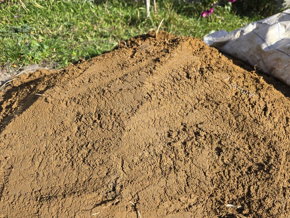 Lut Argila pamant soba teracota tencuiala