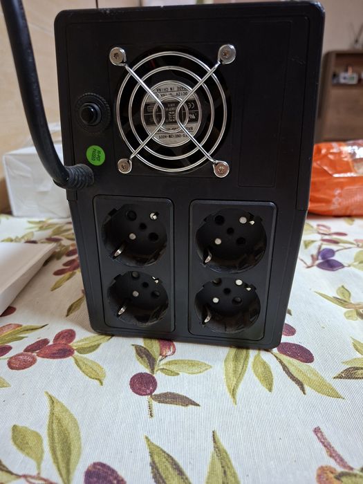 UPS Mustek 2000VA(1200W) 4 prize Schuko