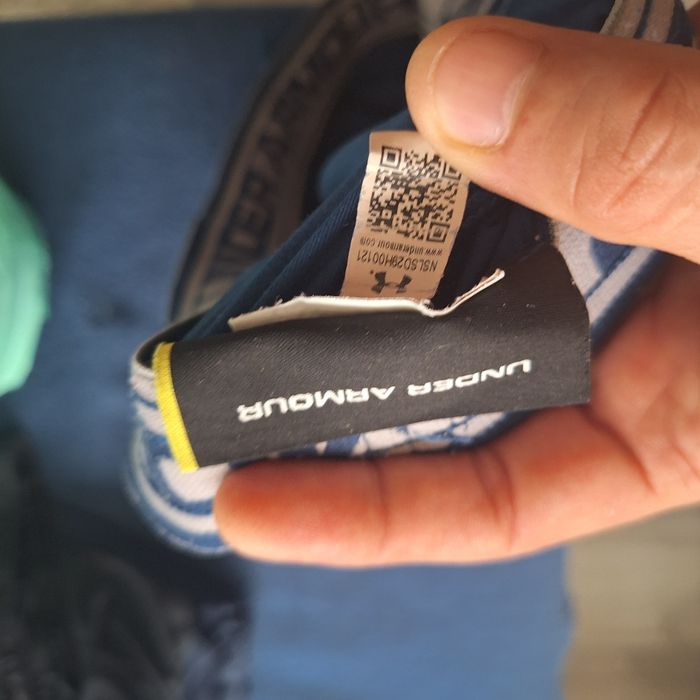Pantaloni scurți Under Armour mărimea  XL(Extra Large)
