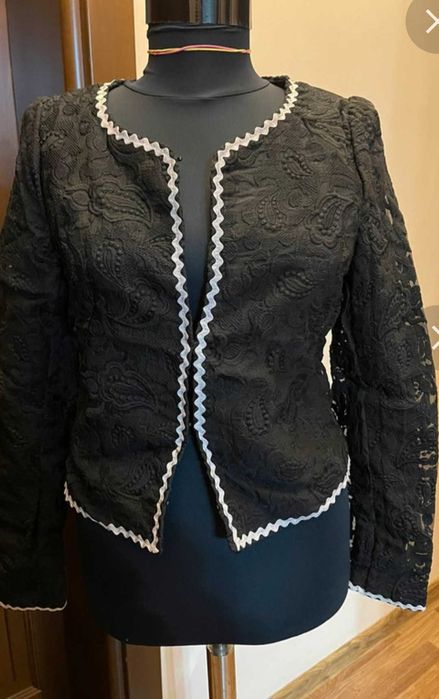 Blazer negru din dantela, marimea XS, cu etichetă