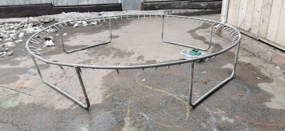 Батут с сеткой для игр