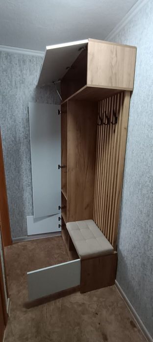Продам прихожую в отличном г