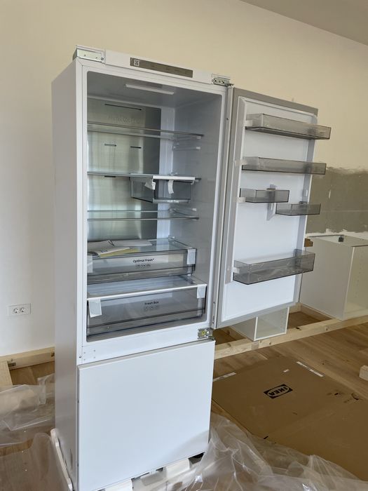 Combina frigorifica incorporabila Samsung 389 l