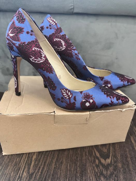 Високи обувки Зара