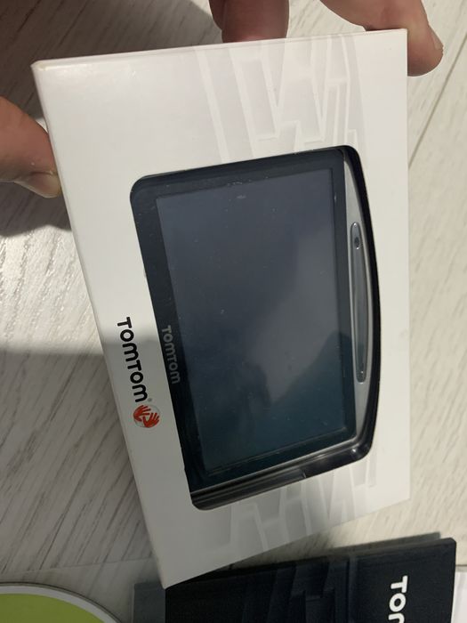 GPS TomTom Go 530 8GB Full Box