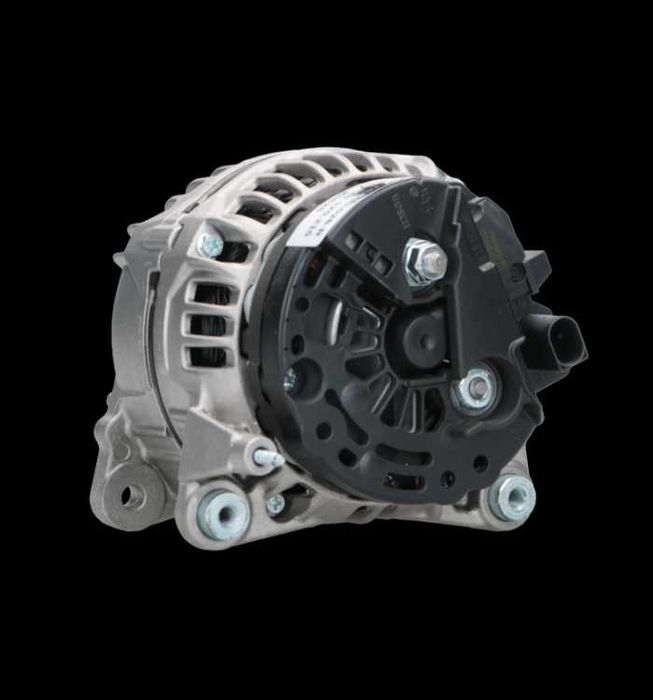 Alternator Bosch reconditionat pentru VW , Audi 0124515026