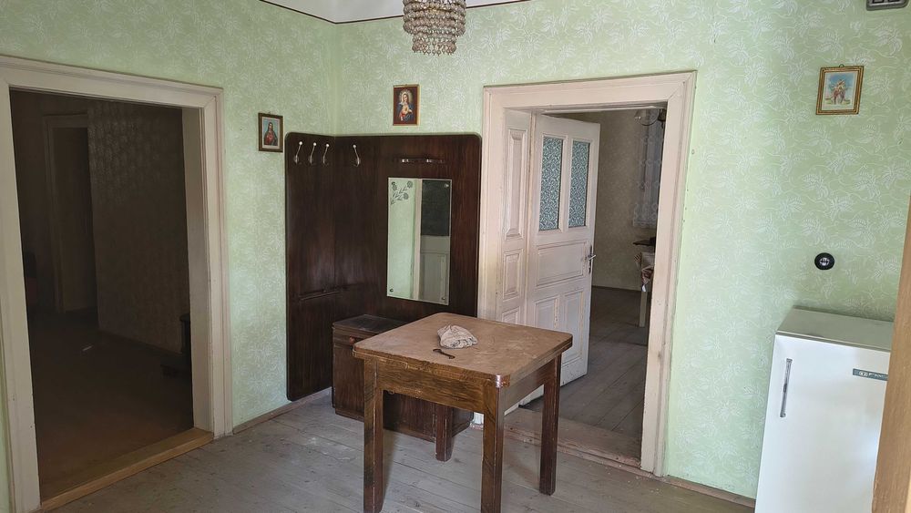 Casă cu grădină, localitatea Foieni.