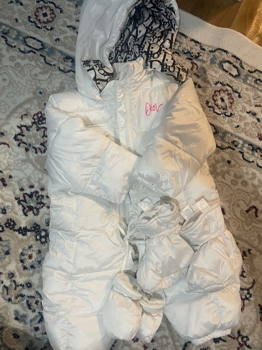 Продам комбинезон детский до годика