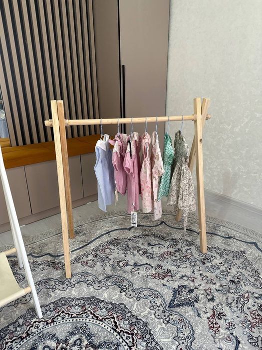 напольные вешалки