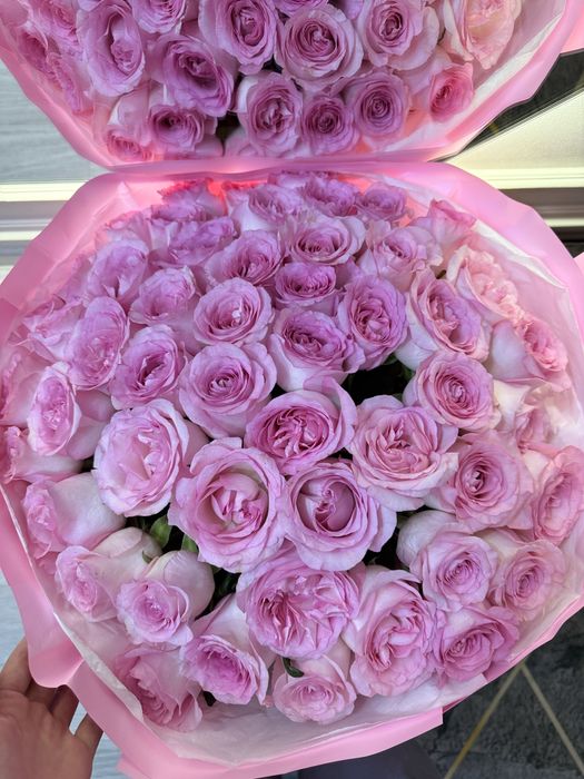 Цветы свежие, получили сейчас