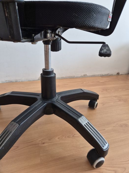 Кресло рабочее бу