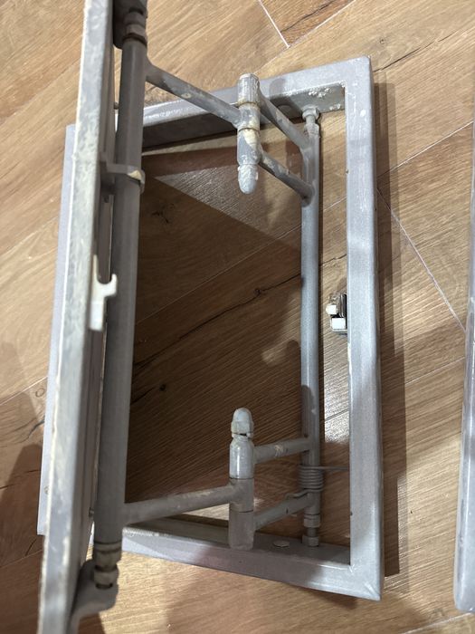 Продается люки под плитку несьемные